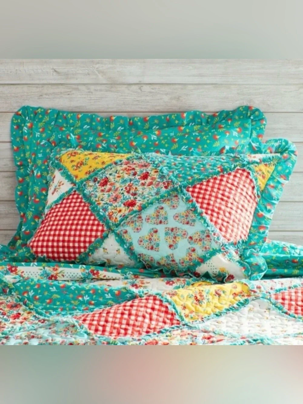 TPW Petal Party Standard Pillow Quilted Pattern Ruffle Trim 2 Shames.